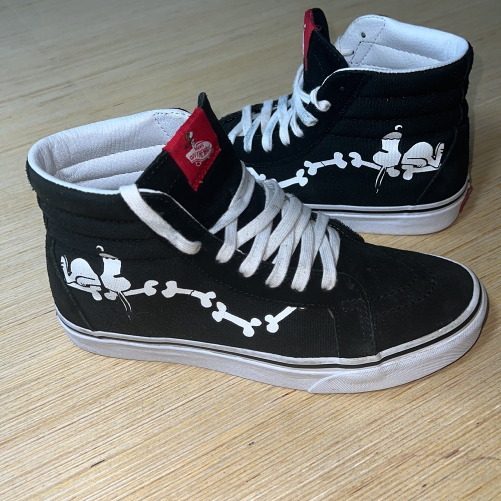 Vans X Peanuts Sk8-Hi Reissue Suede/Canvas Sneakers Size 8.5 Woman's